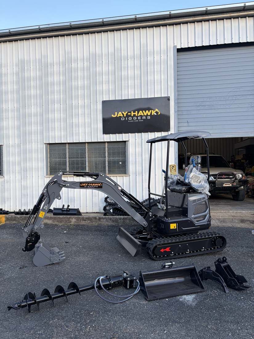 JHM14 mini excavator side profile