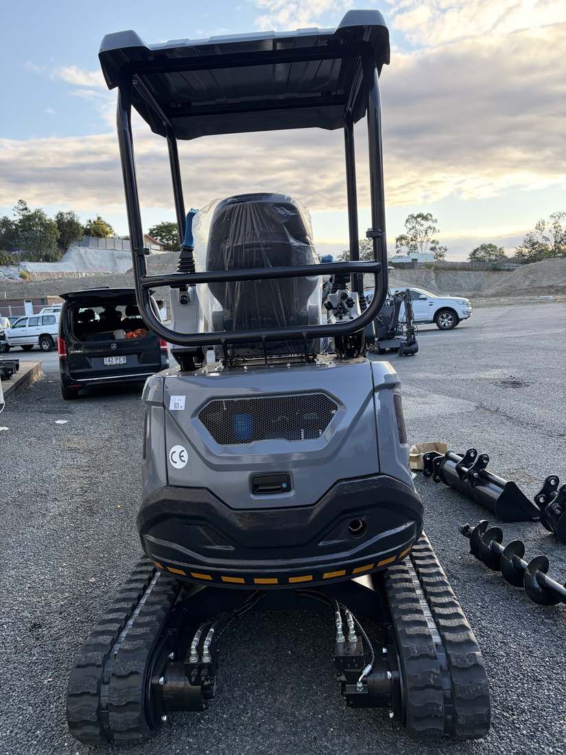 JHM20 mini excavator rear view with swing arm